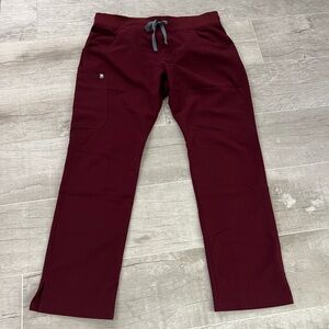 Figs Women’s Kade Cargo Scrub Pant. Size L. PO 1619 Burgundy